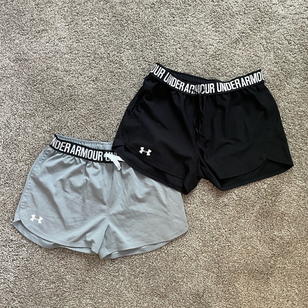 Grey and Black Under Armor Shorts Girls Large (2 pack)